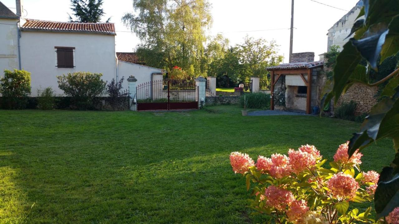 La Ferme Du Grand Bois Apartamento Mouterre-Silly Exterior foto